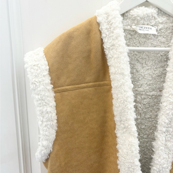 Tuckernuck Hyacinth House Tan Shearling Crosby Vest L - Picture 12 of 13